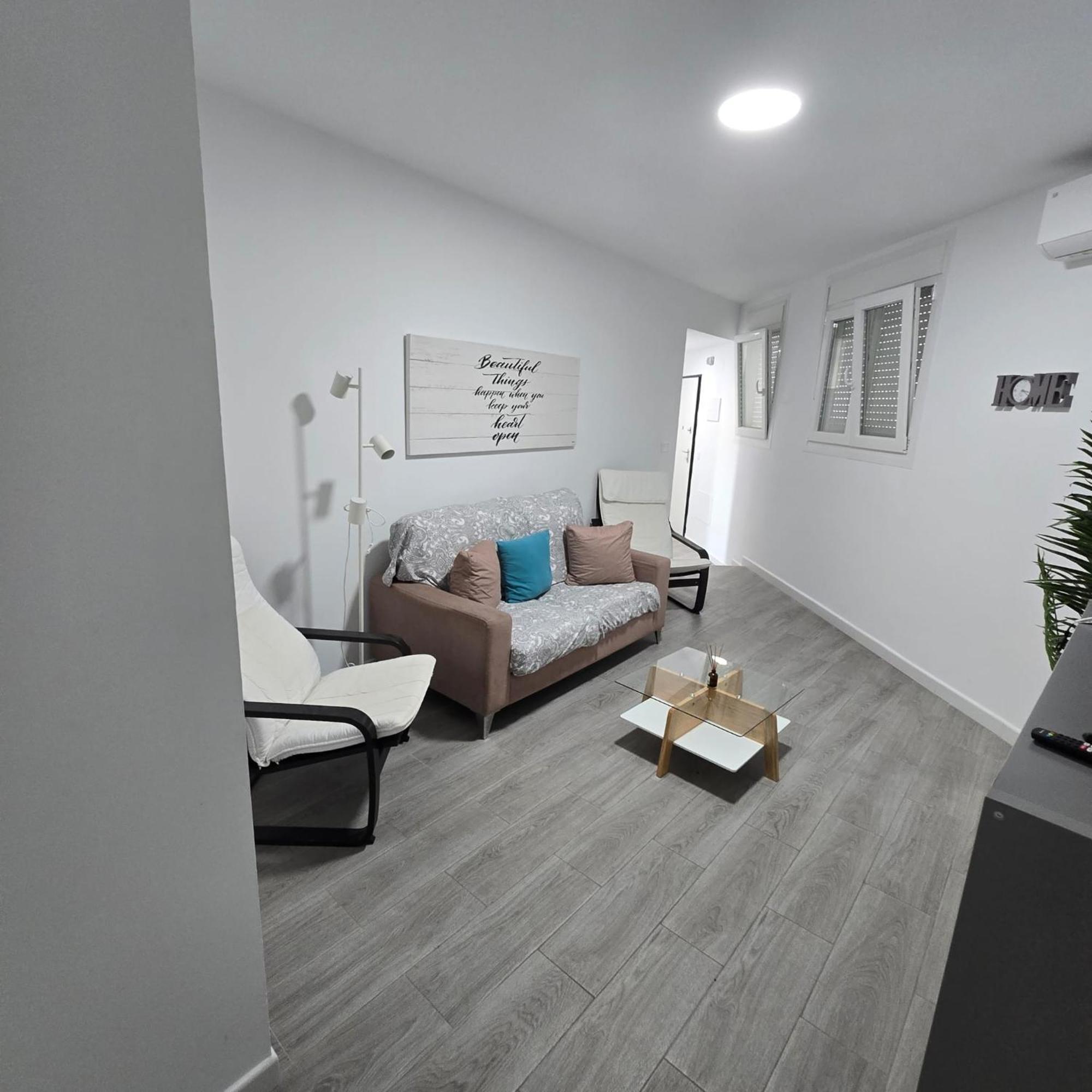 2 Rooms Con Terraza Malaga Exterior photo
